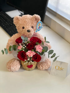 Peluche chico con canasta de flores